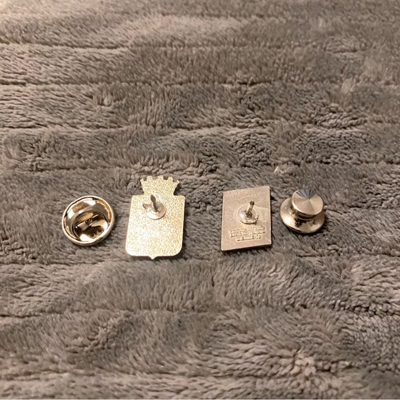 Italian Army Pin Bundle - Picture 2 of 2